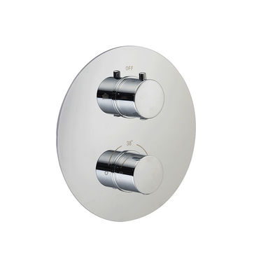 Brass Bath Shower Mixer Dengan Spout Disembunyikan Di Tembok Suhu Termostatik
