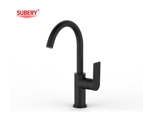 Matt Hitam Kuningan Dapur wastafel dingin dan panas OEM Single Lever