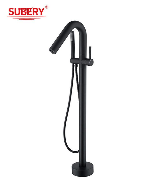 Single Lever Floor Mounted Freestanding Bathtub Faucets Dengan Diverter Matt Hitam Kuningan OEM